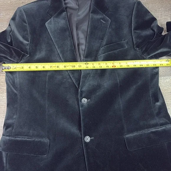 Express Men’s Black Velvet Blazer / Suit Jacket 44L